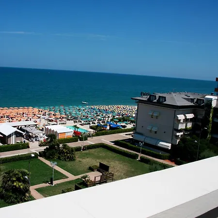 Hotel Beaurivage 3*