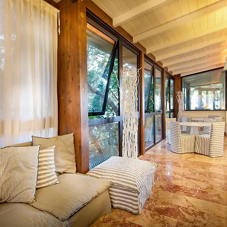 博里瓦奇酒店 酒店